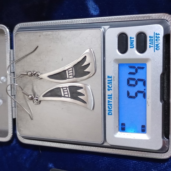 Sterling Silver Overlay Tribal Claw Design Dangle Earrings - Picture 10 of 13